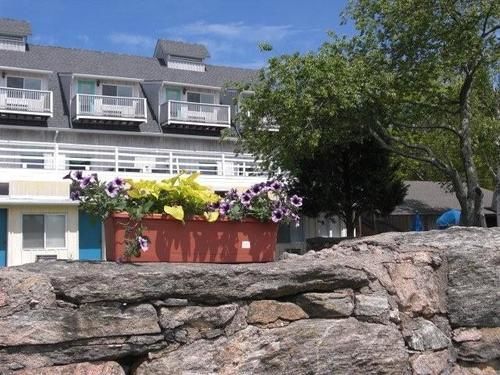 The Windswept Inn Charlestown Exterior photo