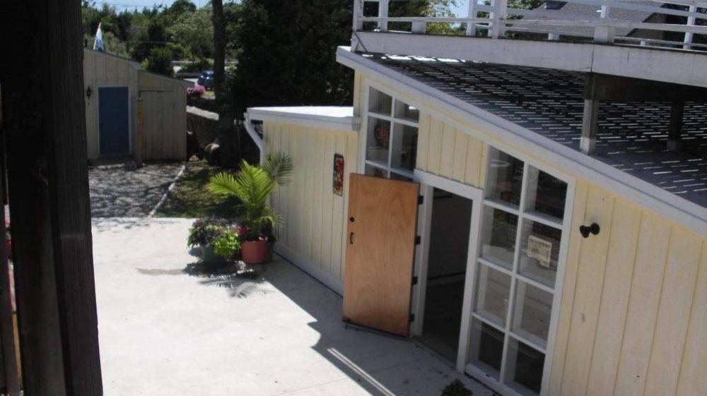 The Windswept Inn Charlestown Exterior photo