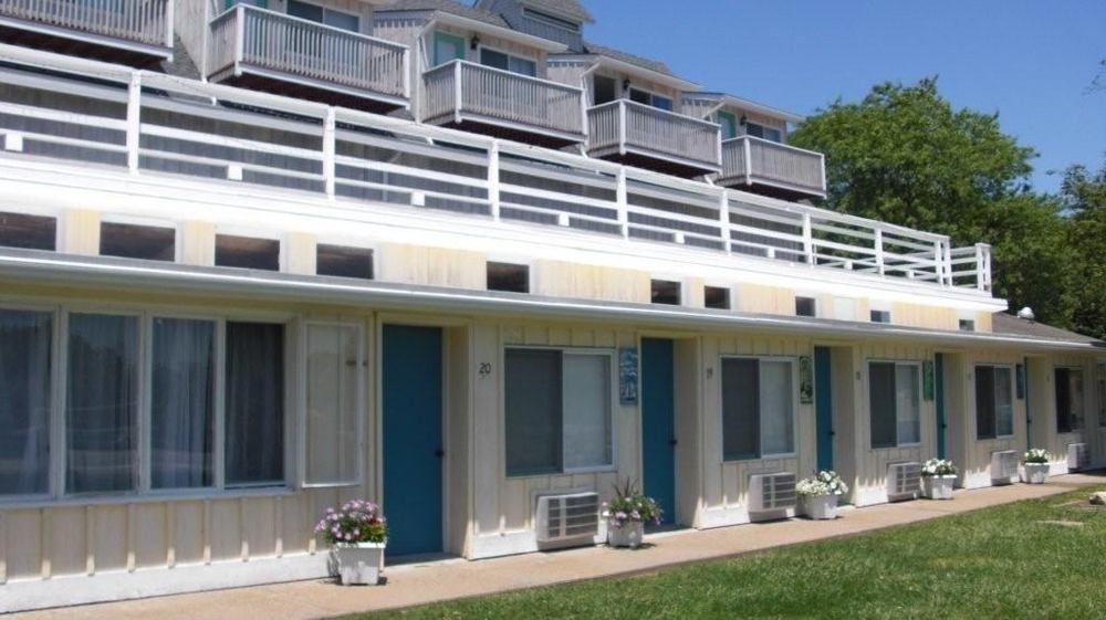 The Windswept Inn Charlestown Exterior photo